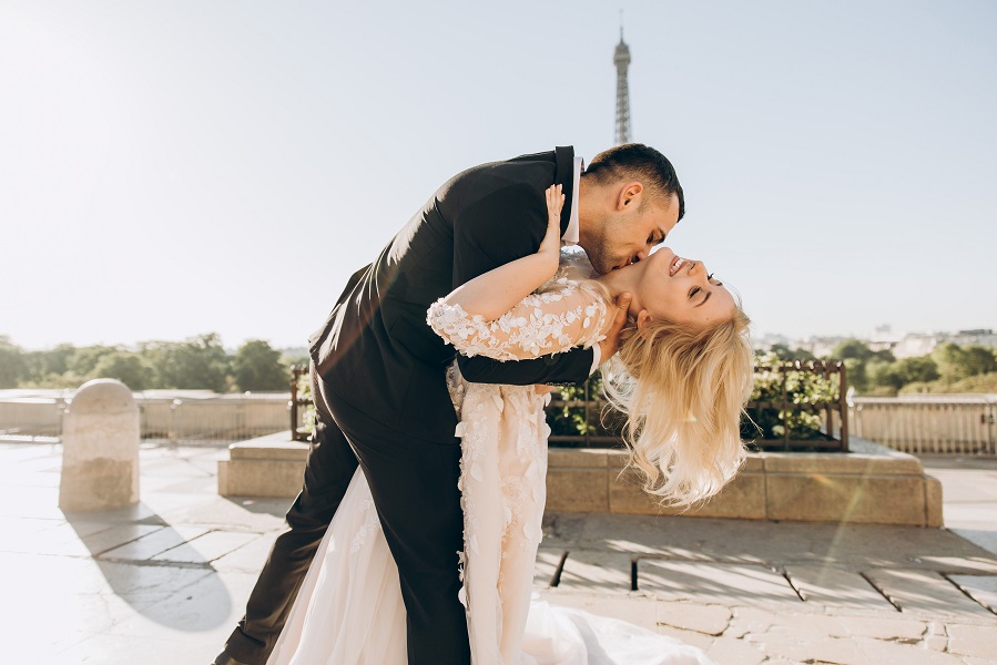 Blumenstrau mit Nachricht hochzeit